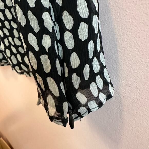 Ann Taylor Lightweight Black and White Tank Top Sleeveless Blouse 14 - Picture 6 of 7
